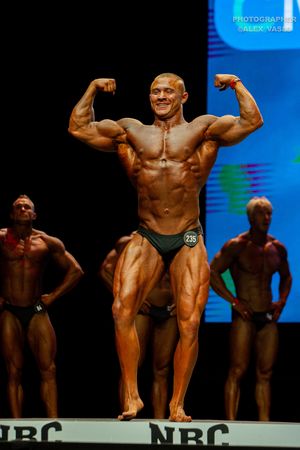 СLASSIC PHYSIQUE НОВИЧКИ